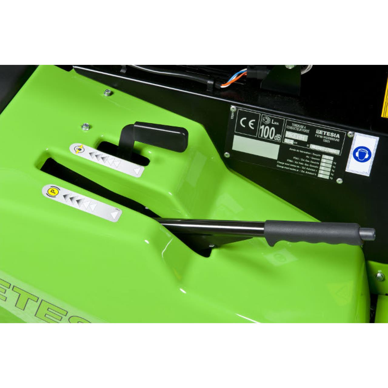 24556-3_Etesia_MKEHH